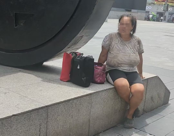 冠达管理 长沙志愿者救助流落街头女子，山东哥哥驱车1400公里接妹妹回家